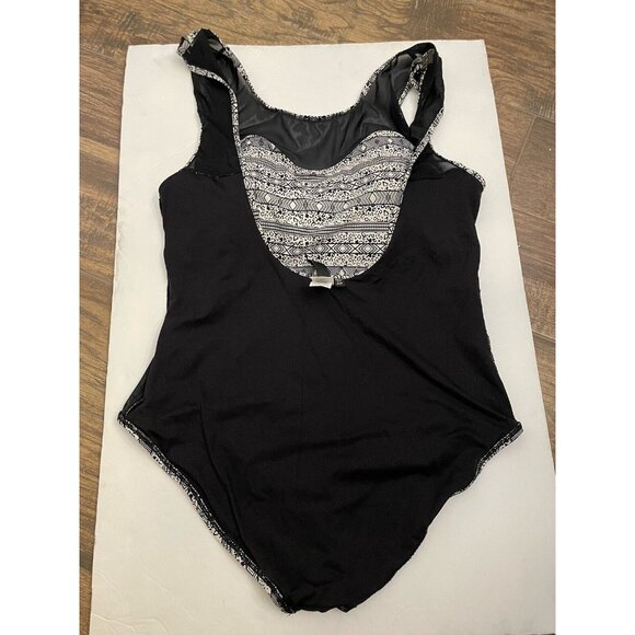 Nip tuck Swim Black White One piece Swimsuit‎ Multi Cup USA Size 12 Slimming - Picture 8 of 8